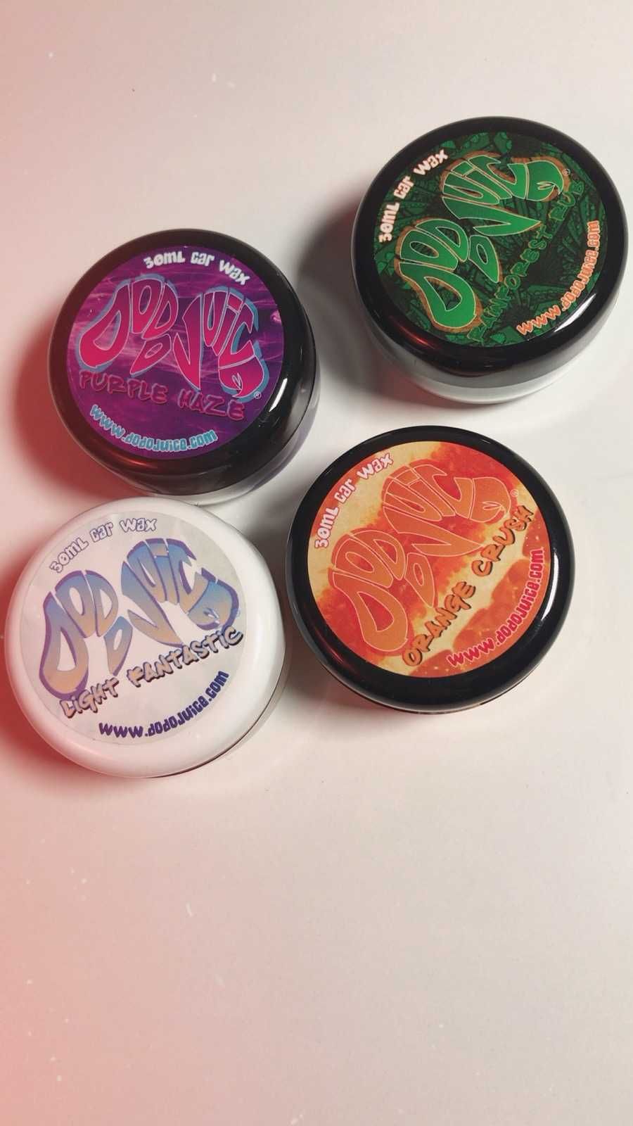 Серія м'яких автомобільних восків від Dodo Juice.