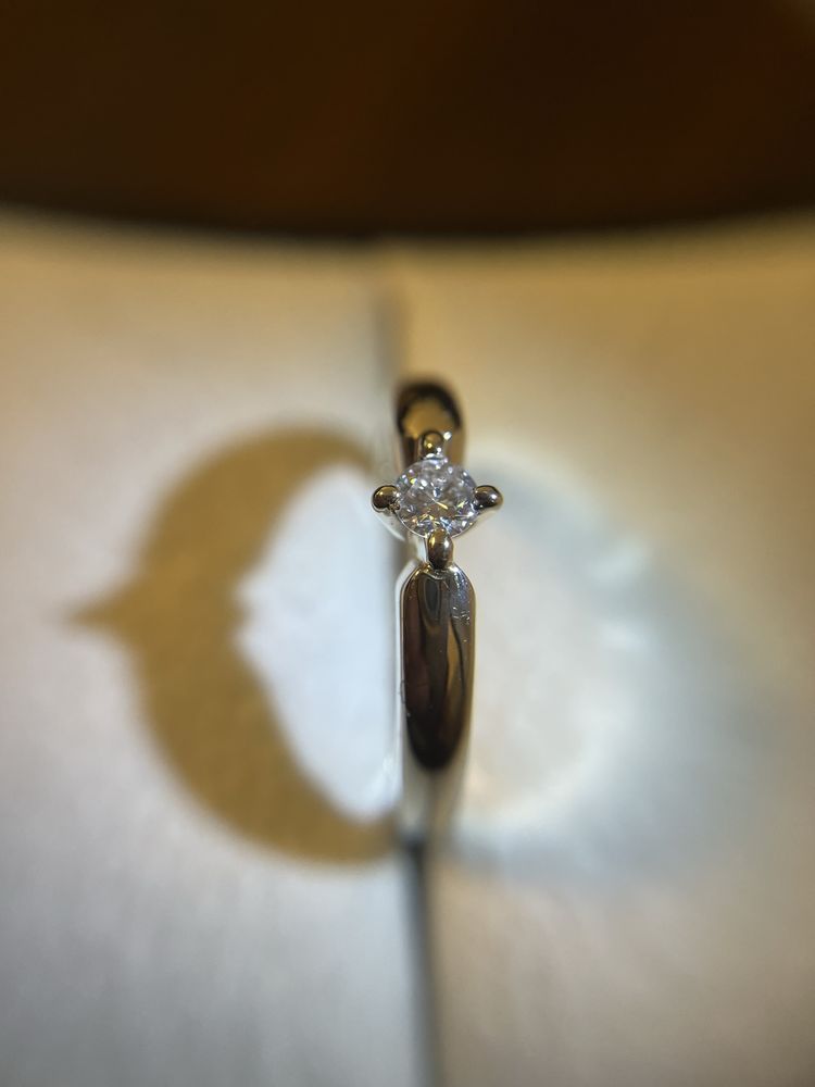 Золотое кольцо 585 с бриллиантом, р. 16,5
