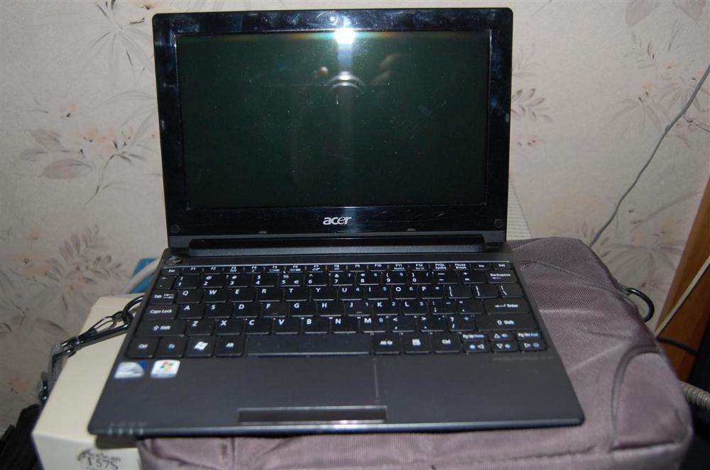 Netbook Acer Aspire One , HP nc4400