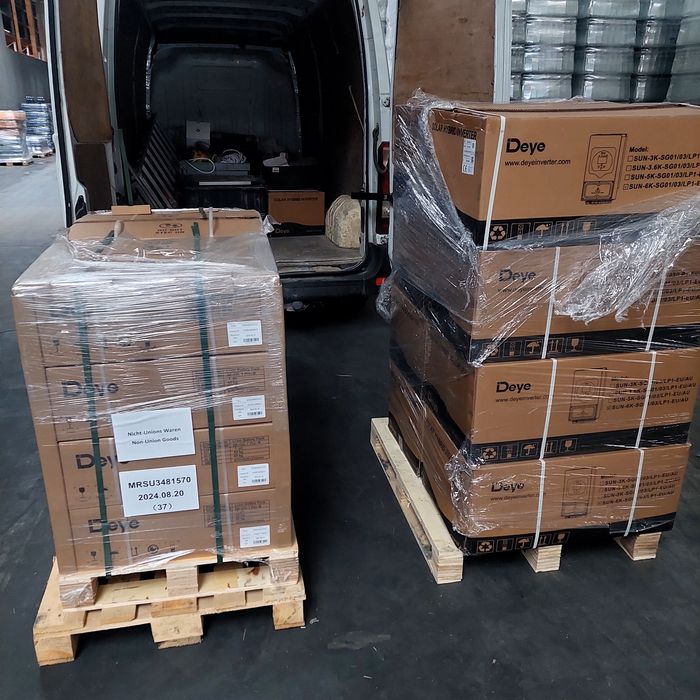 Інвертор SUN-6K-SG03LP1-EU
Інвертор Deye SUN-6K-SG03LP1-EU WiFi -56000