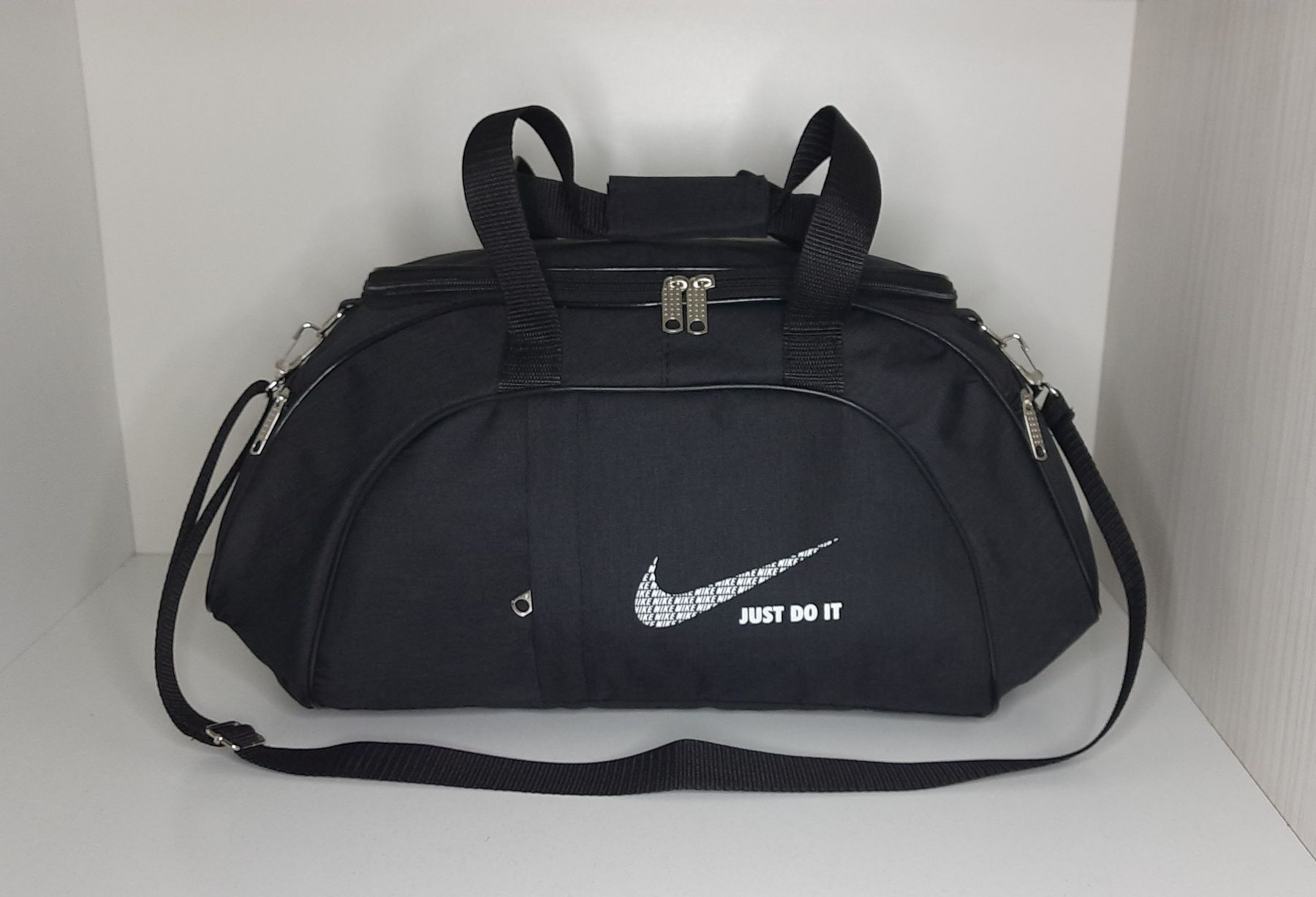Спортивная фитнес сумка Nike