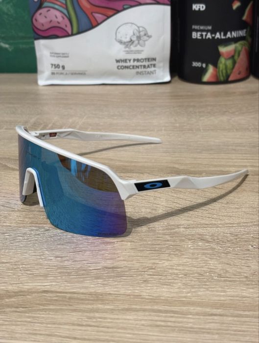 Okulary Oakley sutro