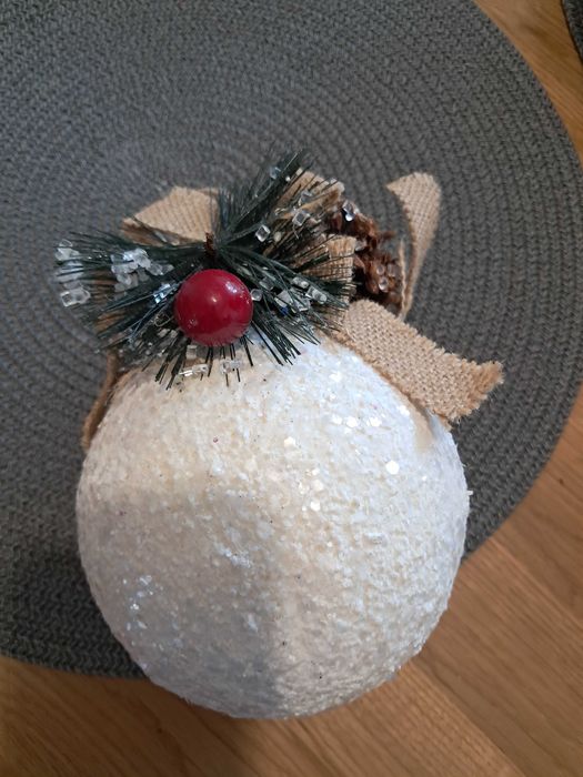 Продам ялинкові кулі - 3 шт