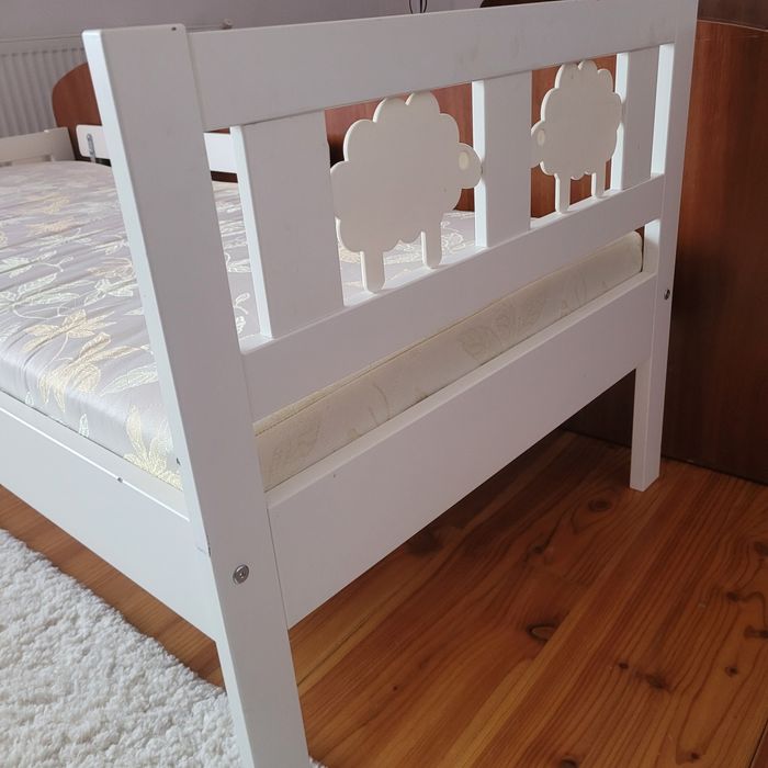 Ліжко ІКЕА з матрацом і бортиком 160*70