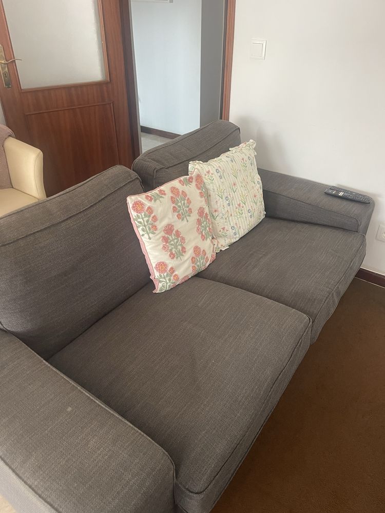 Sofá Ikea 2 lugares