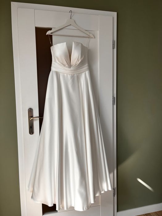 Piękna Suknia Ślubna