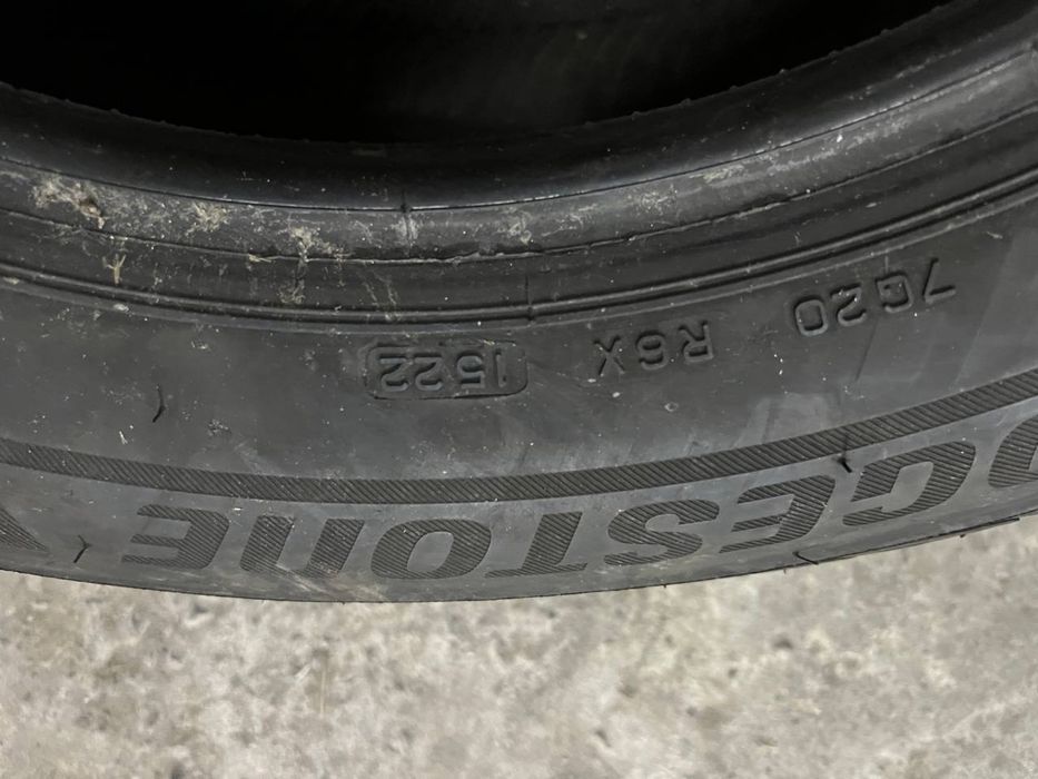 Автошини зимові BRIDGESTONE 205/60/16 (4шт)Гума,Скати, Шини)