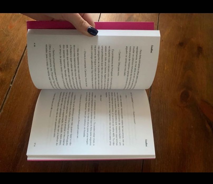 Livros “Carolina” como novos