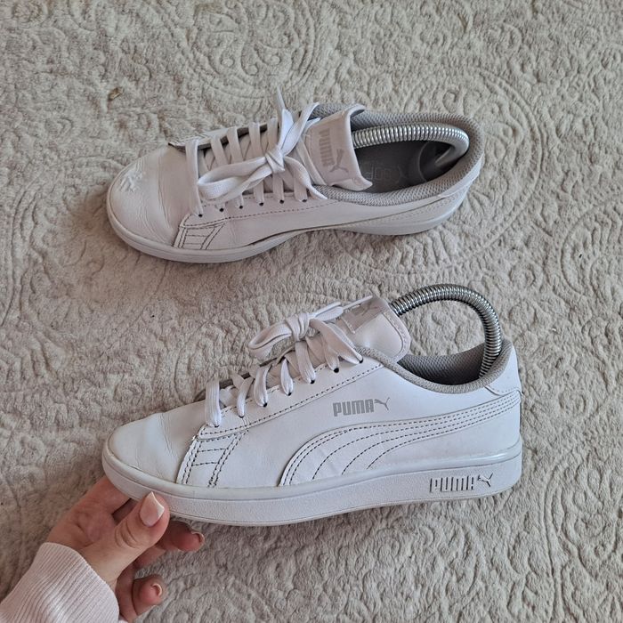 Buty sportowe damskie Puma 37 białe