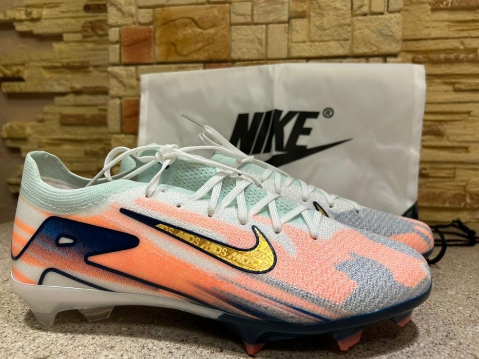 Футбольні бутси Nike Zoom Mercurial Vapor 16 Elite FG