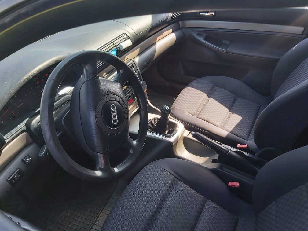 siedzenia fotele środek audi a4 b5 części