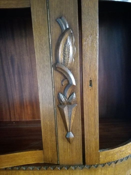 Sprzedam Piękny Kredens