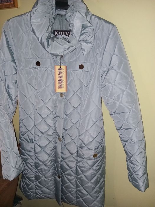 Модна жіноча куртка пальто