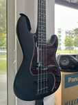 Gitara basowa Harley Benton Deluxe Series