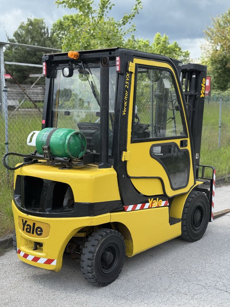 Yale [2012r] wózek widłowy 2500kg UDT przesuw KABINA LPG