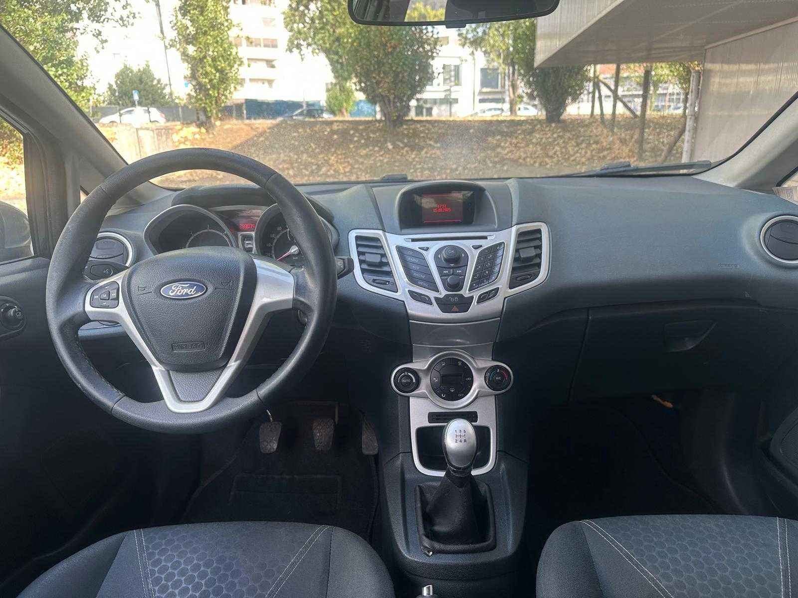 FORD FIESTA 1.4 TDCI TITANIUM