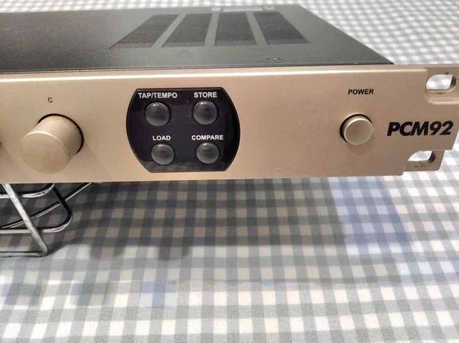 Цифровий процесор ефектів Lexicon PCM92