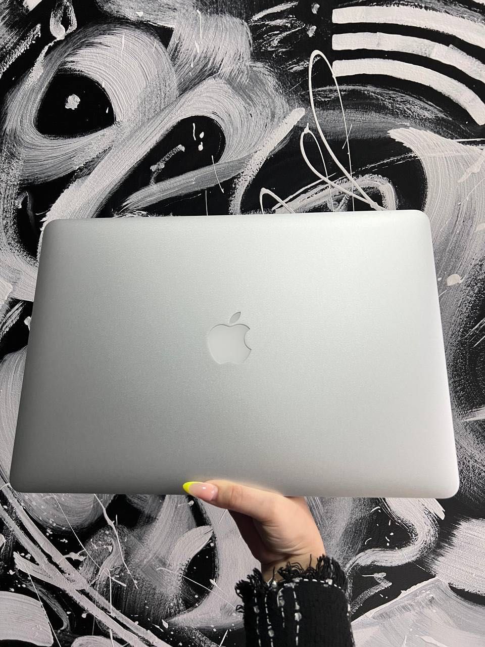 Apple MacBook Pro 15 2015 Ram 16RAM 256GB РОЗСТРОЧКА Макбук 500$