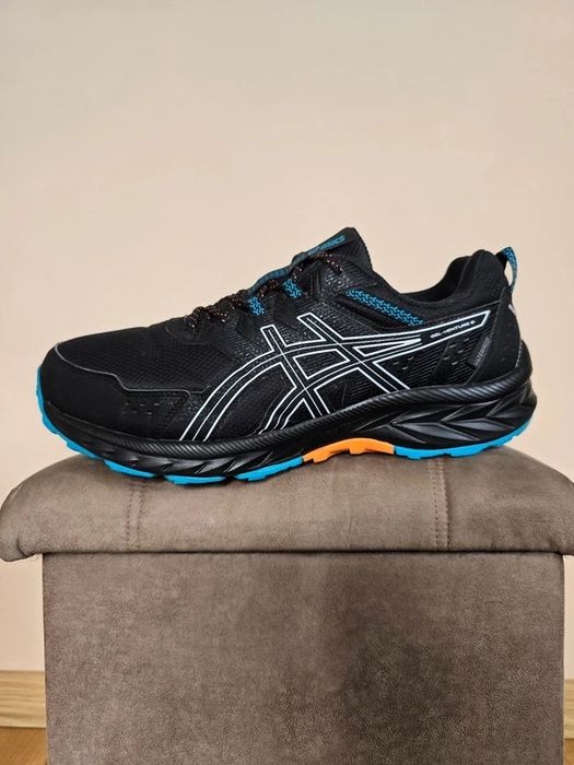 Buty Asics rozm. 45 do biegania wodoodporne