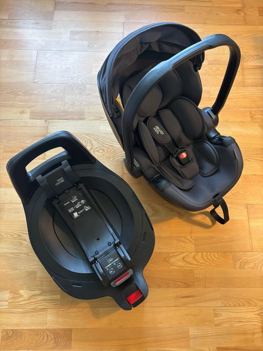 Fotelik łupina Britax Romet Baby-Safe PRO z bazą obrotową