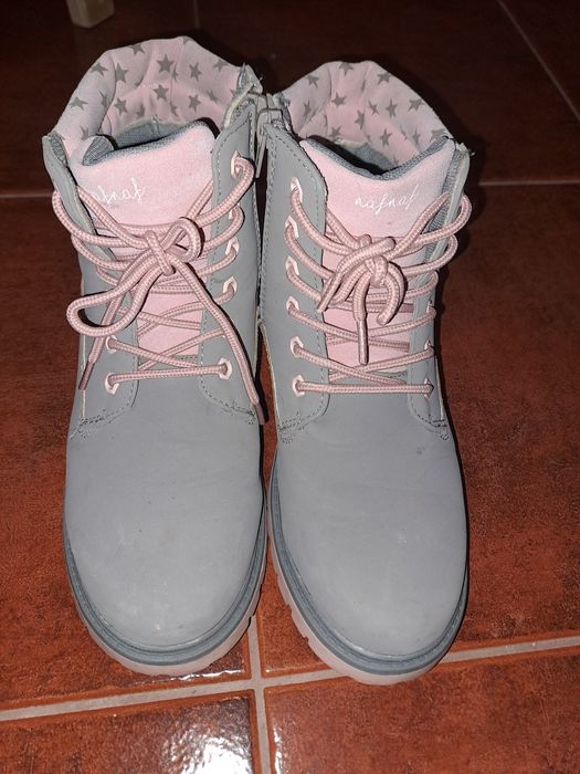 Botas Naf Naf tamanho 36