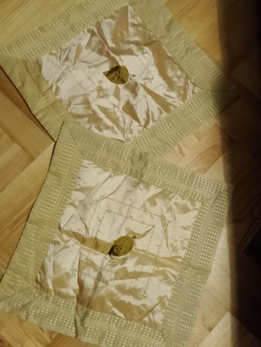 Przykrycie na łóżko z poszewkami na jaśki