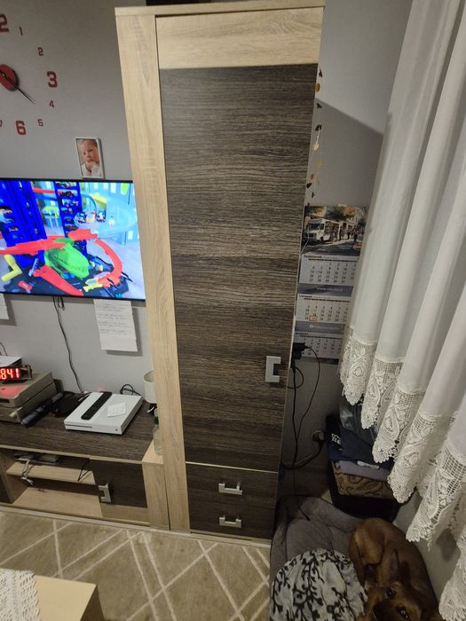Meble do pokoju z szafa