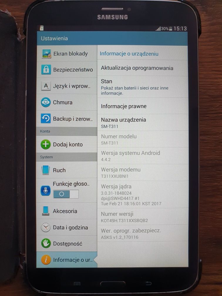 Tablet Samsung Galaxy Tab 3 SM-T311 wraz z ładowarka i etui