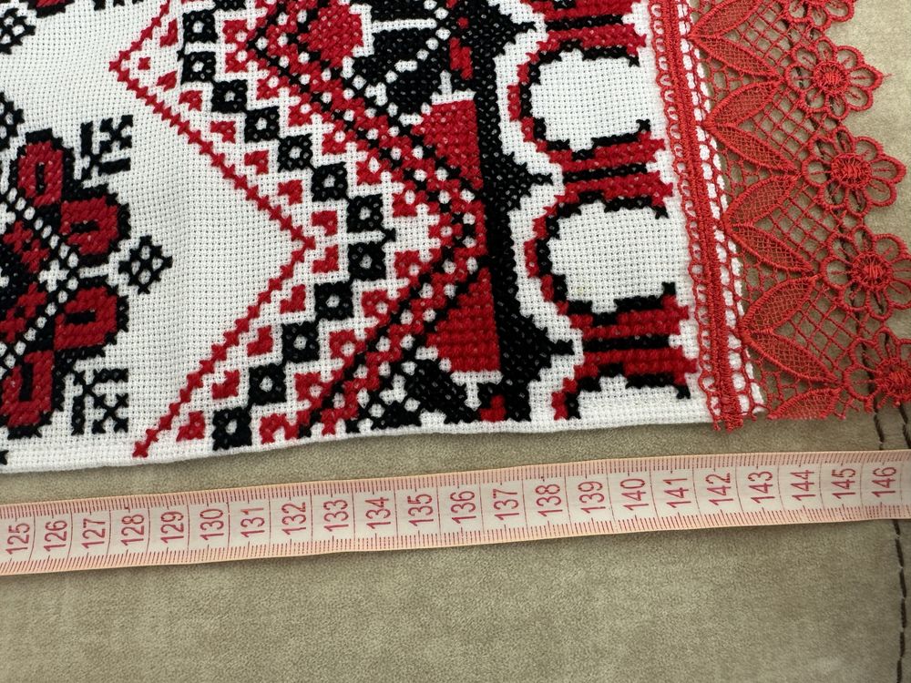 Рушник вишитий нитками
