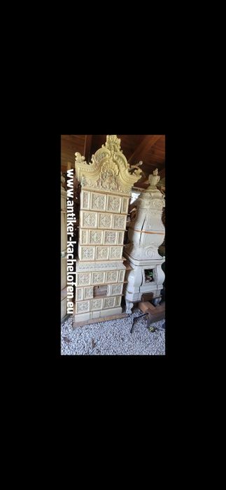 Zabytkowy piec kaflowy