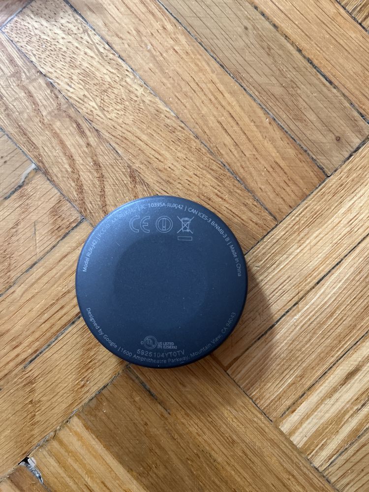 Google Chromecast Audio RUX-J42 z kablem i ladowarka