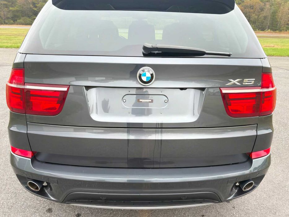 BMW X5 xDrive35d      2012