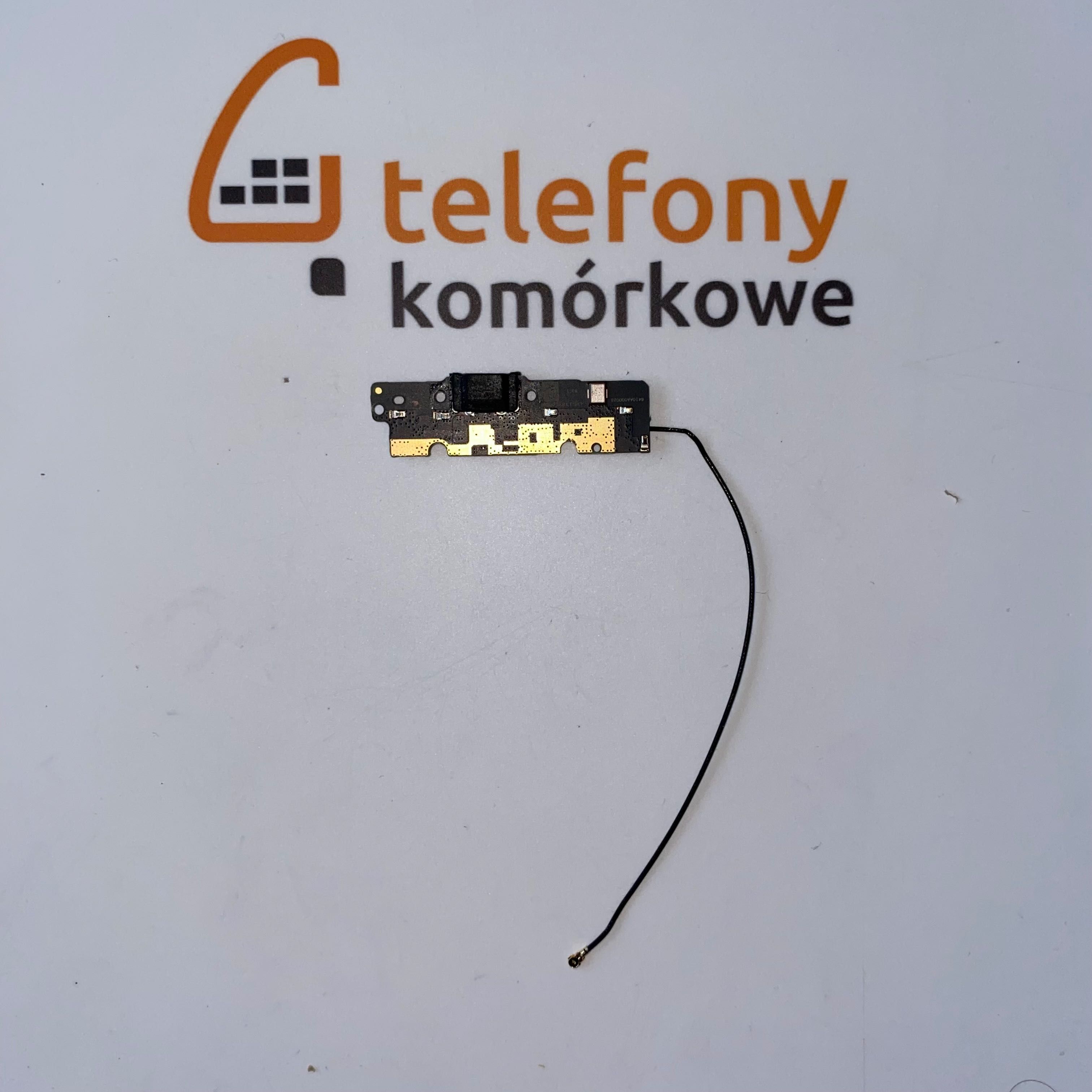 Motorola E5 Plus złącze port ładowania USB