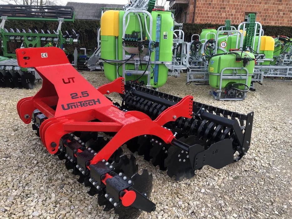 Agregat talerzowy Brona talerzowa Uni-Tech 2,5 2,7 3 ścierniskowy