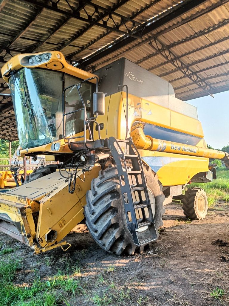 New Holland csx 7080