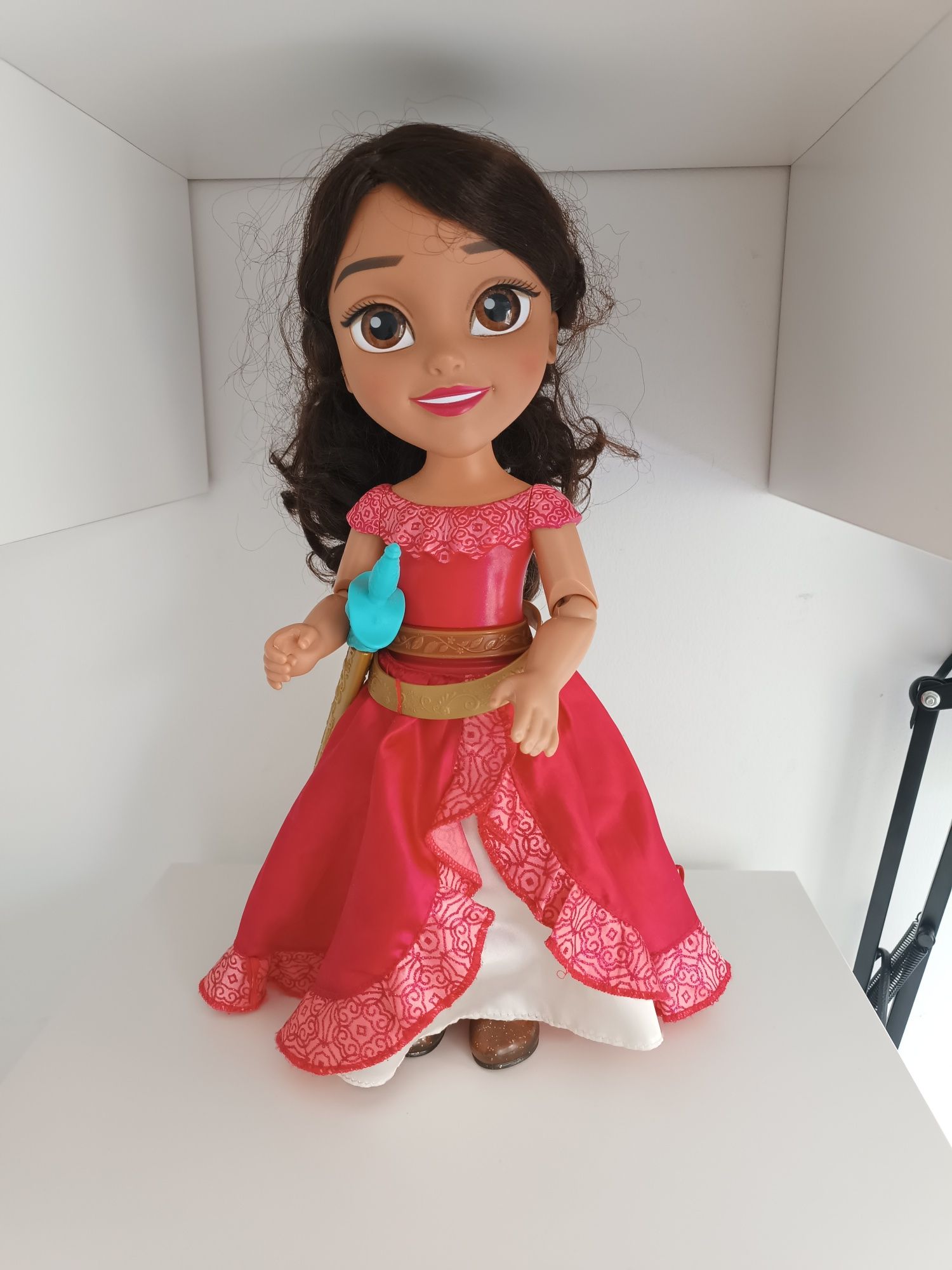 Elena z Avaloru Magiczna lalka śpiewa mówi po angielsku
24