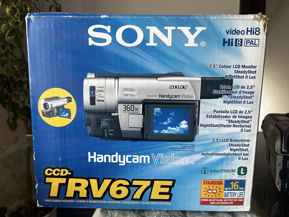 Câmara Sony Handycam Vision CCD-TRV67E Hi-8 como NOVA