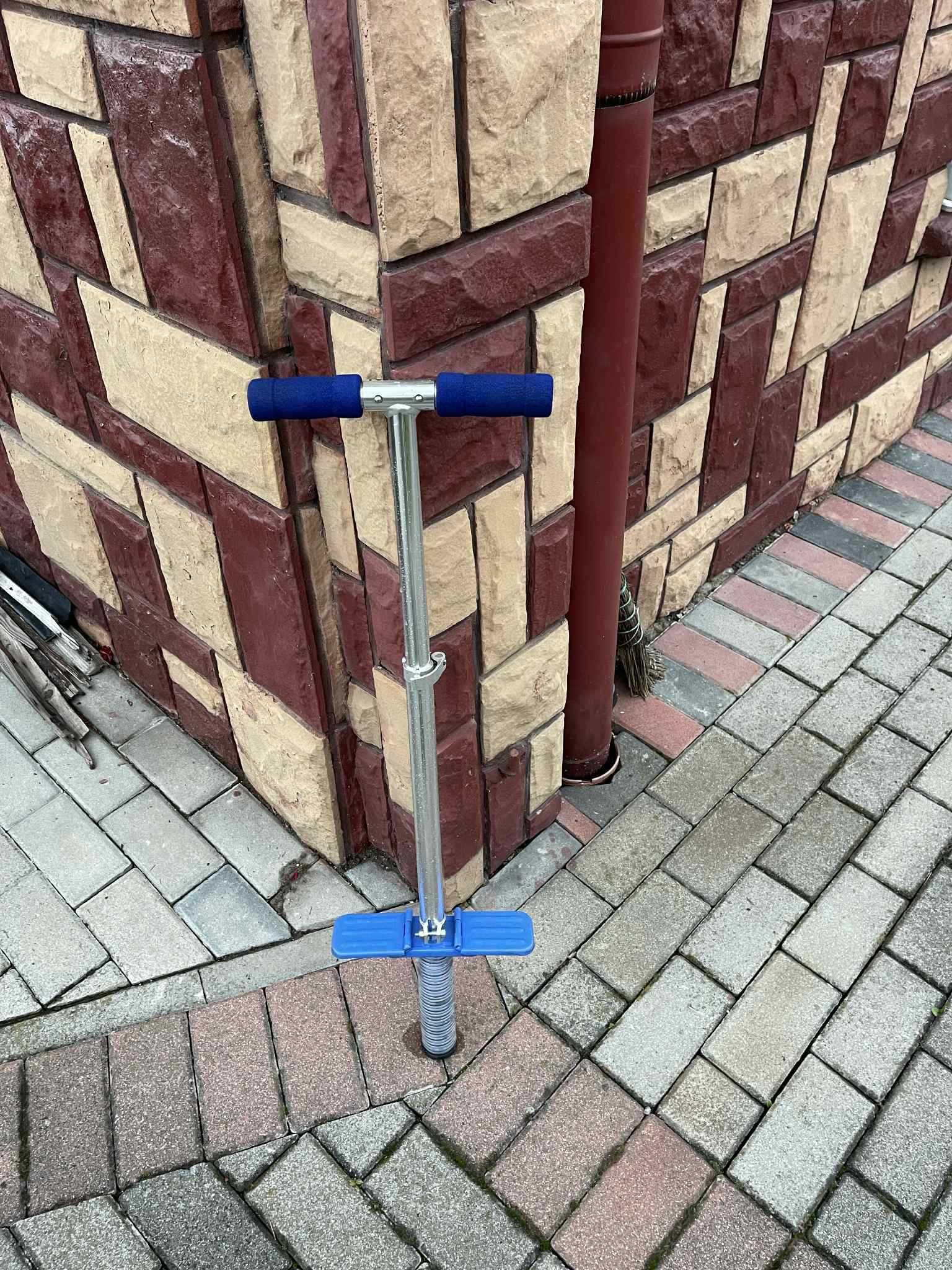 Drążek do skakania inSPORTline Pogo