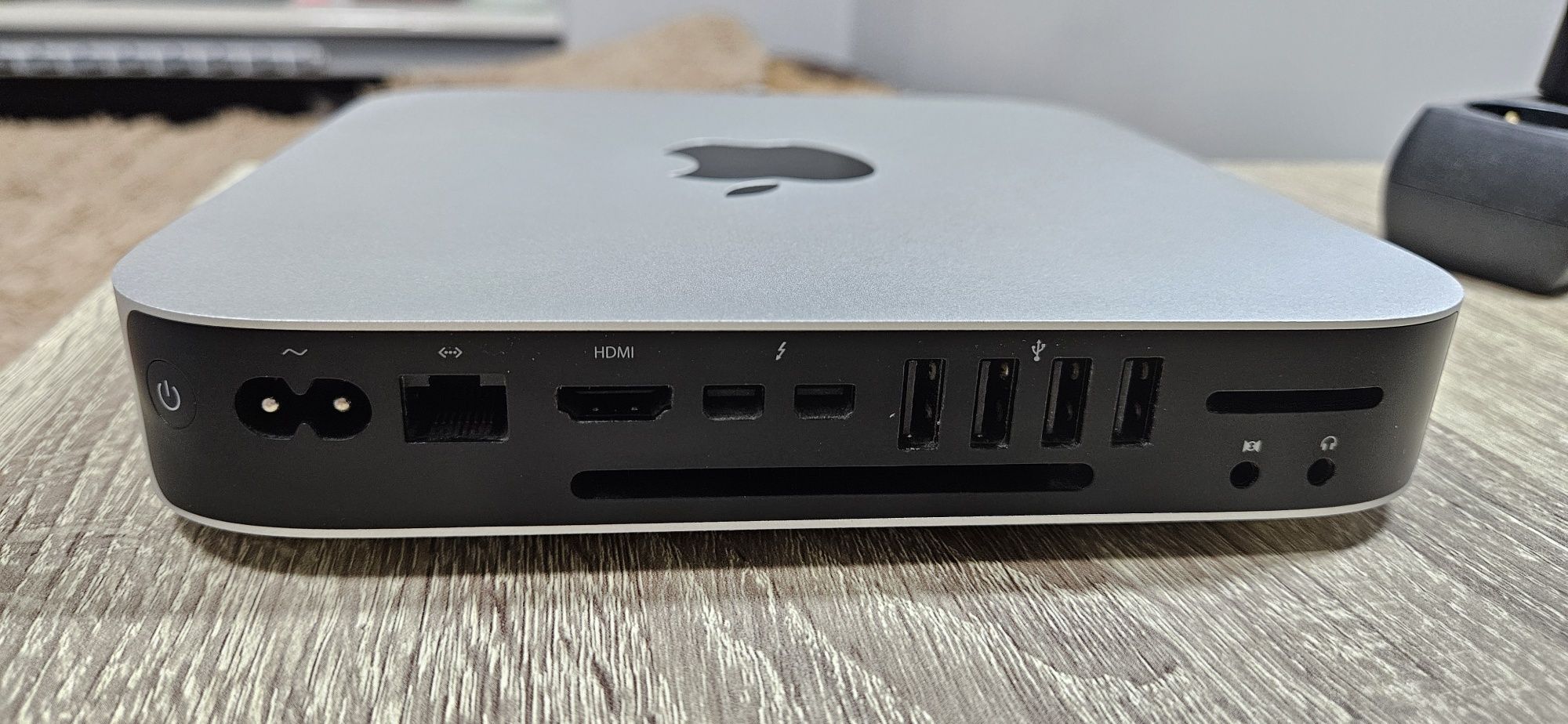 Mac mini / 2014 / SSD / Inter Core i5