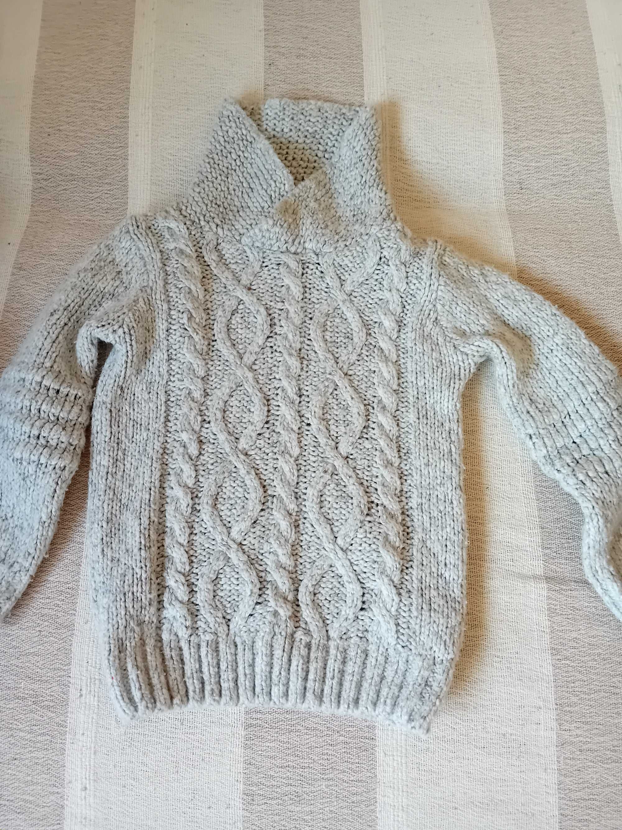 Sweterek chłopięcy elegancki 104 cm