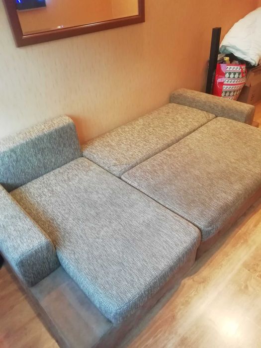 Kanapa narożna rozkładana