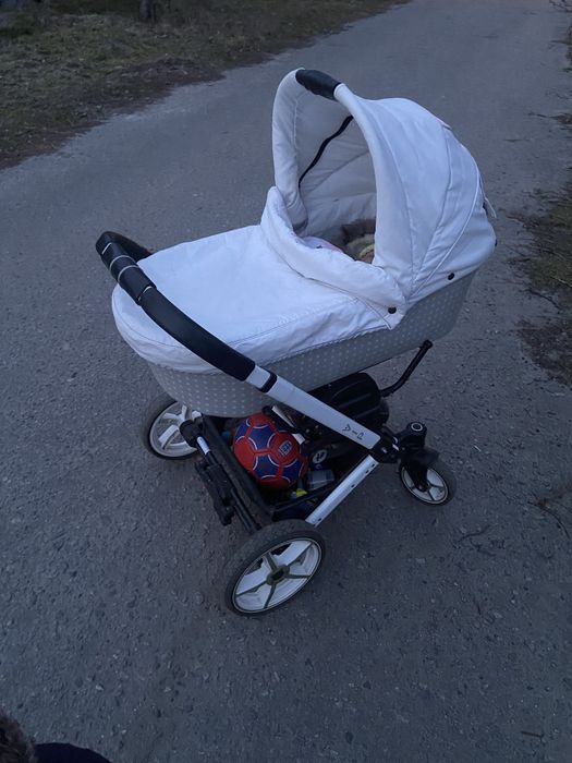 Коляска в зорошем состоянии