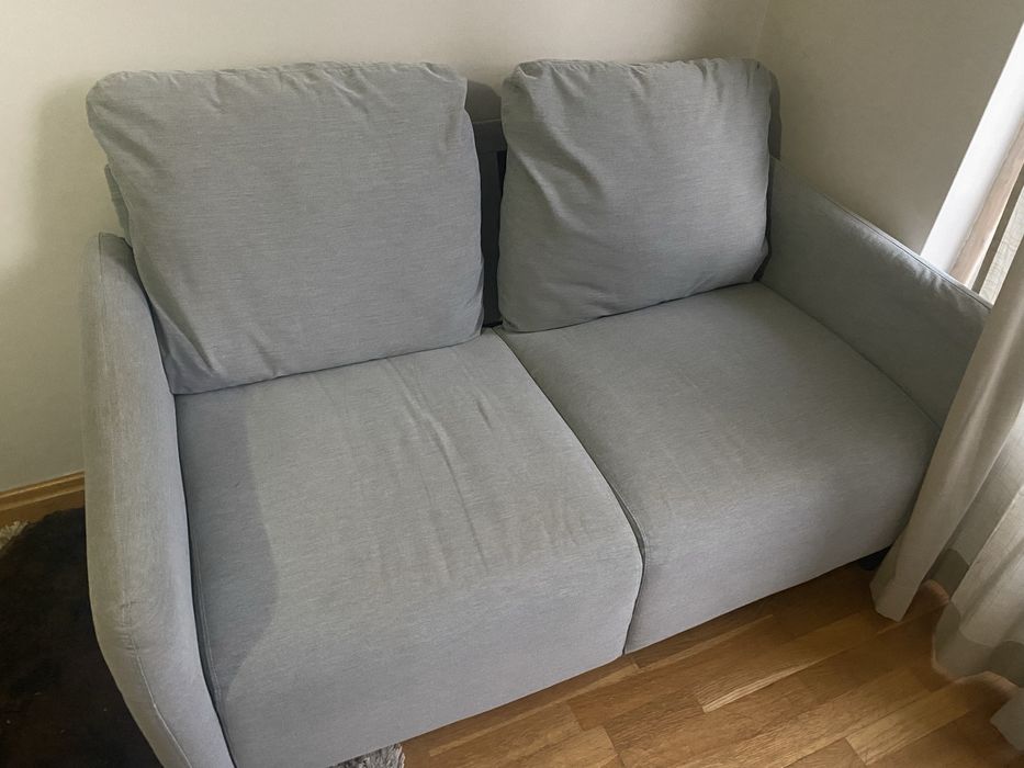 Sofá dois lugares IKEA