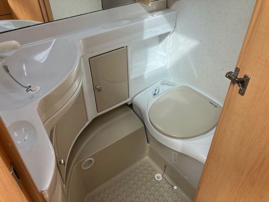 Przyczepa kempingowa HOBBY 450UF