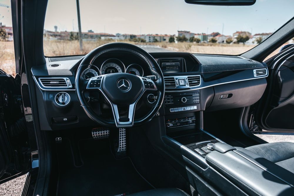 Mercedes-Benz E250 CDI AMG 9G-Tronic – Excelente oportunidade