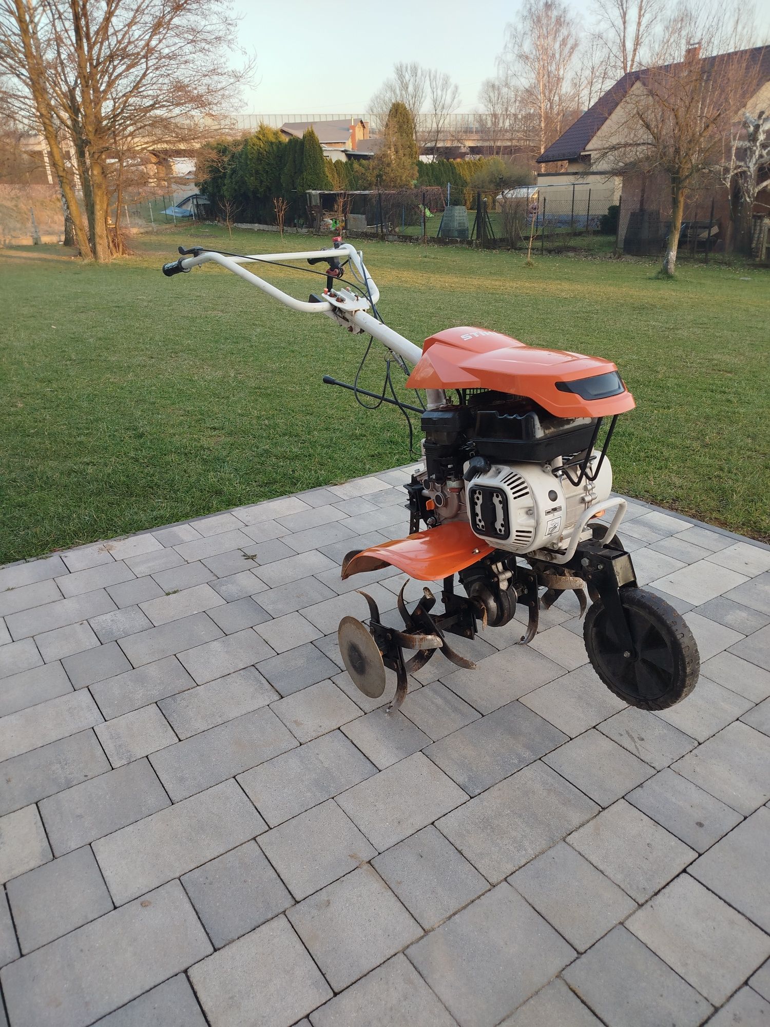 Glebogryzarka, rekultywator, wertykulator STIHL 40-90 cm wynajmę