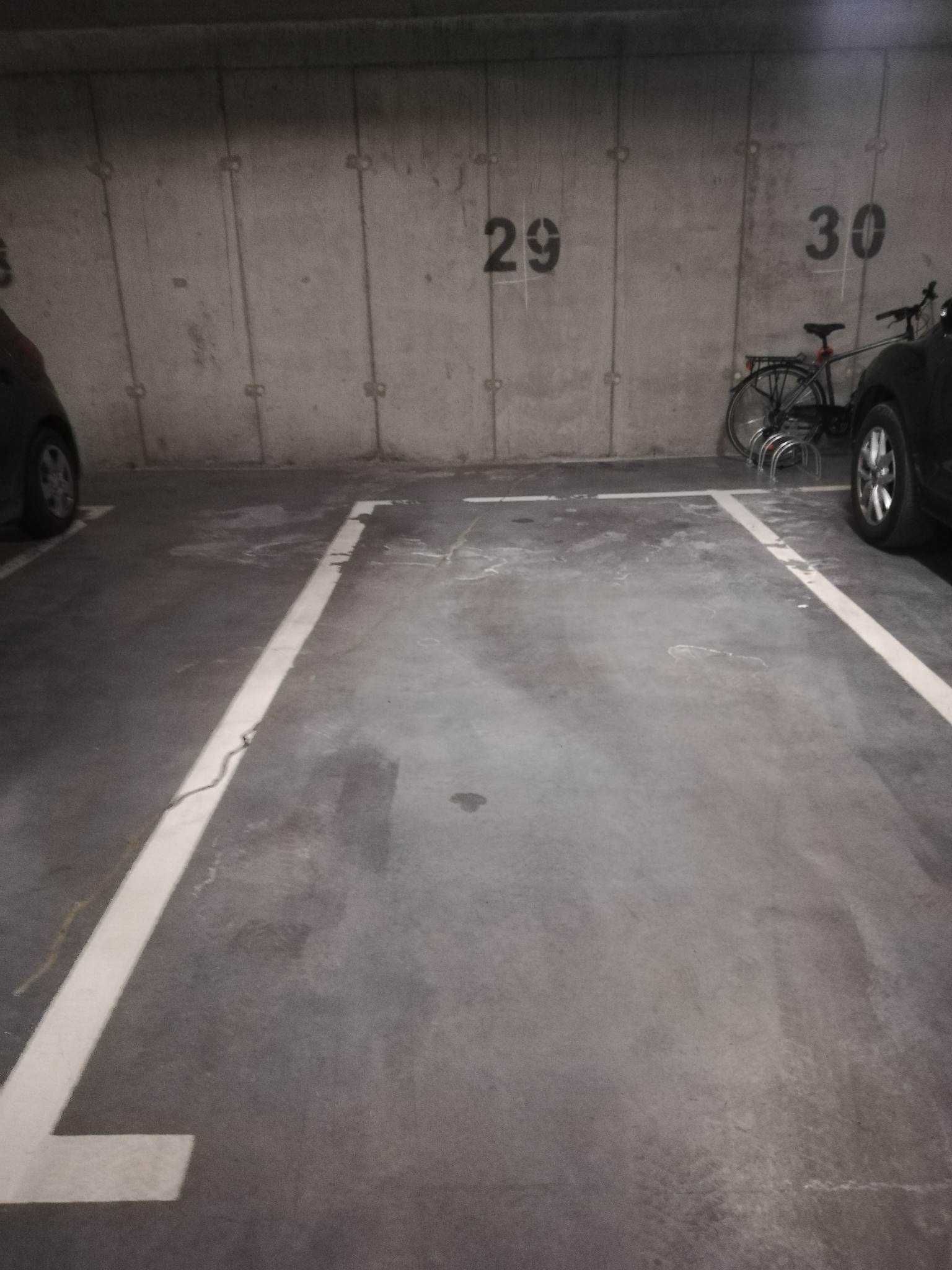 Miejsce parkingowe Koralowa 23
