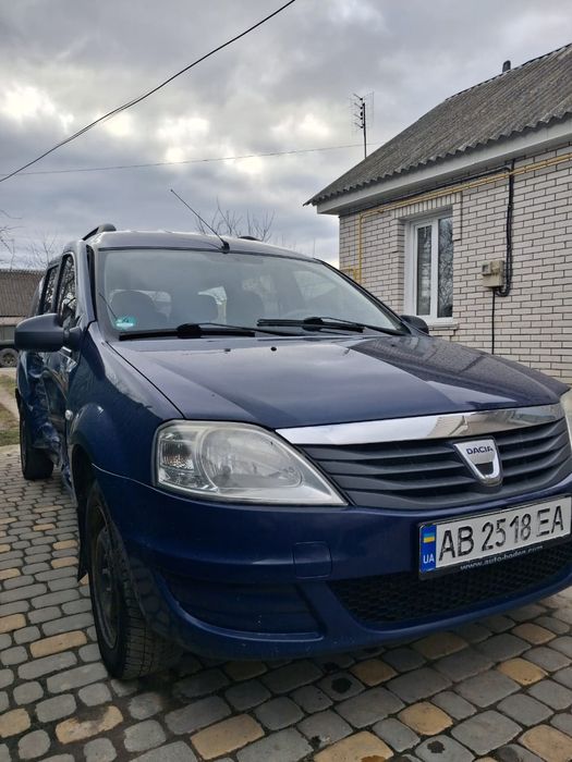 Дачія Логан 1,6 газ/бенз 2009 року