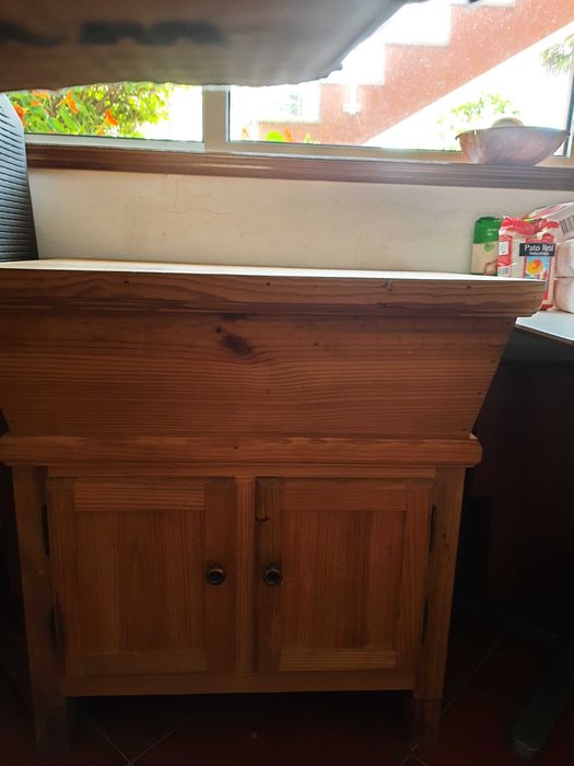 Masseira ou gamela de pão em bom estado