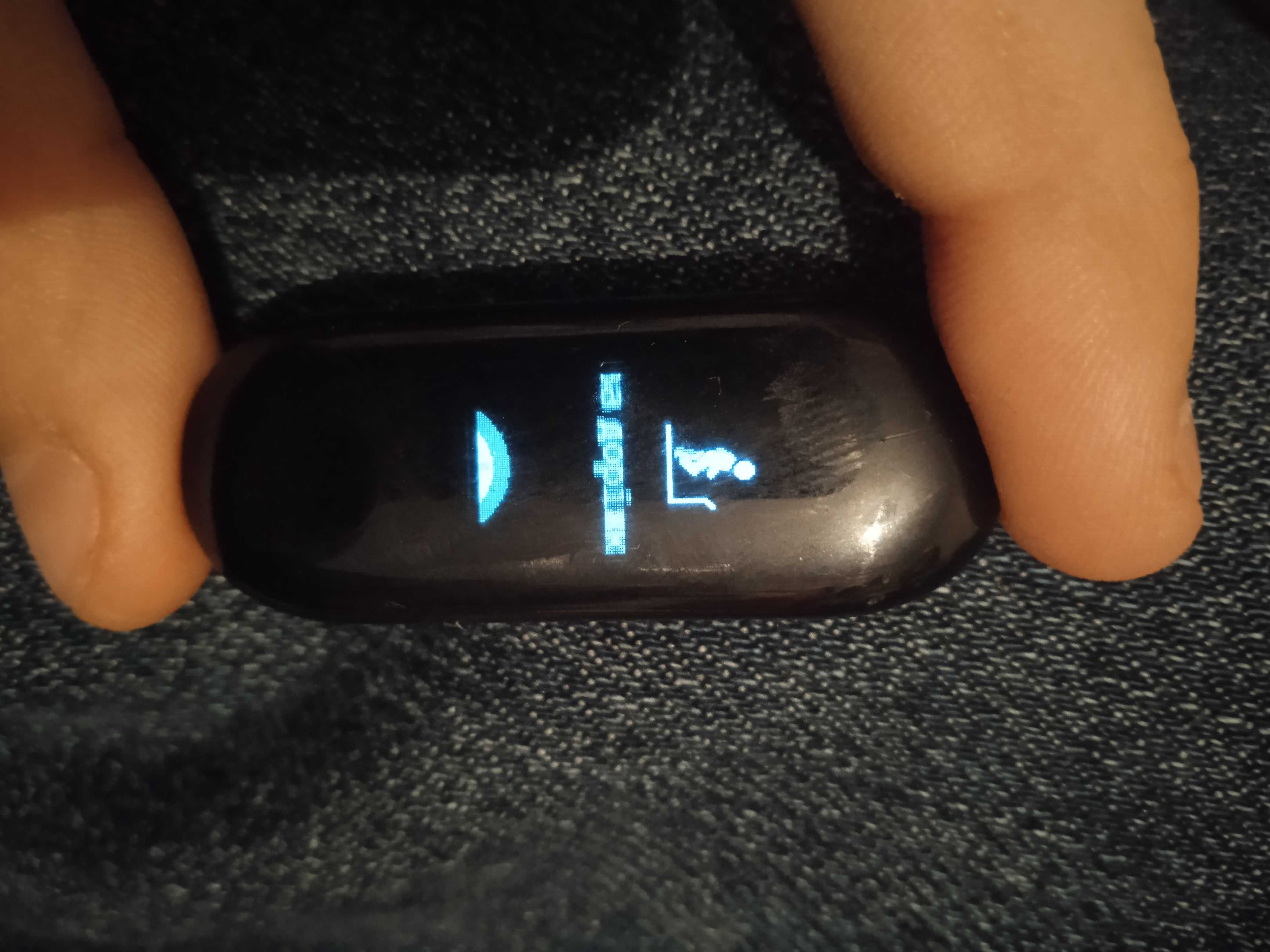 Продам часы Mi Band 3